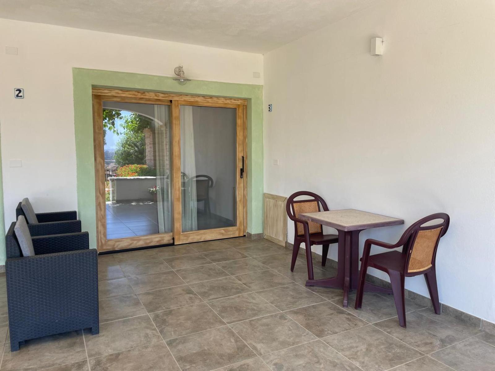 Hotel Essenza Di Mirto La Caletta Værelse billede