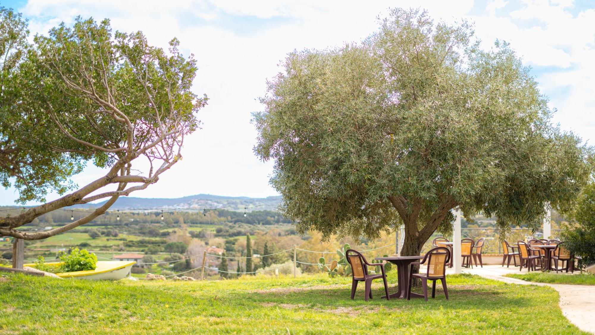 Hotel Essenza Di Mirto La Caletta Eksteriør billede